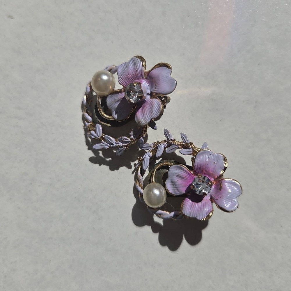 Vintage Floral Wreath Clip On Earrings Women's Lavender Gold Enamel Romantic